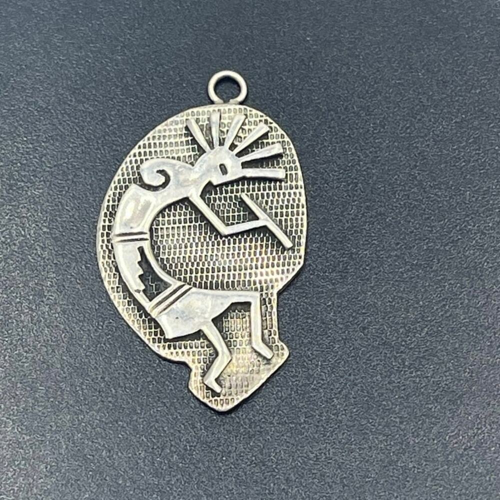 Sterling Silver Southwestern Native American culture Fertility Kokopelli Pendant
